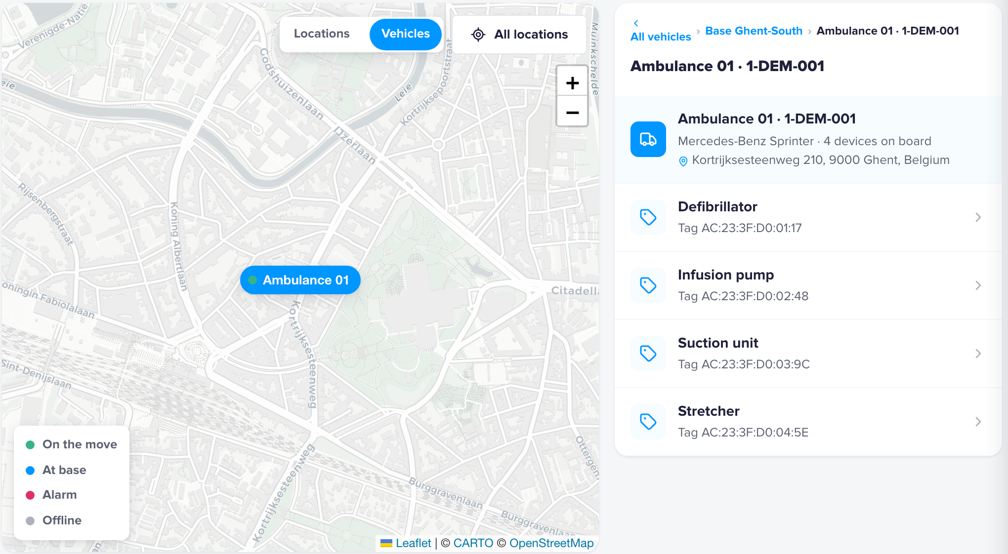 Blyott Fleet: ambulance 01 op de kaart in Gent, met een defibrillator, infuuspomp, afzuigtoestel en brancard aan boord